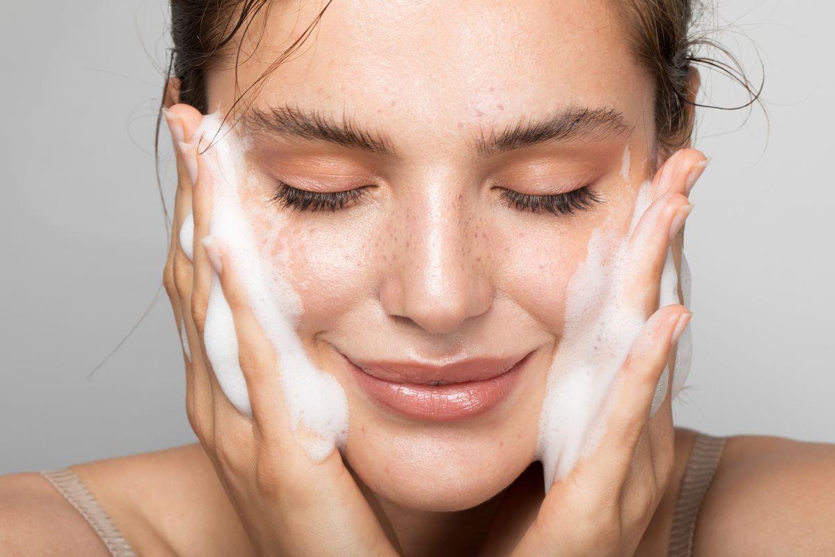 How to Build a Skincare Routine for Your Skin Type - Wellness Shoppee